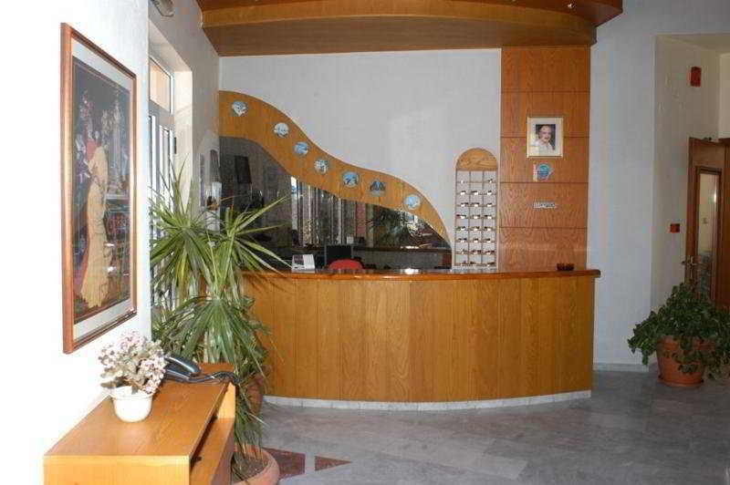 Daisy Hotel Apartments Rethymno Exterior foto